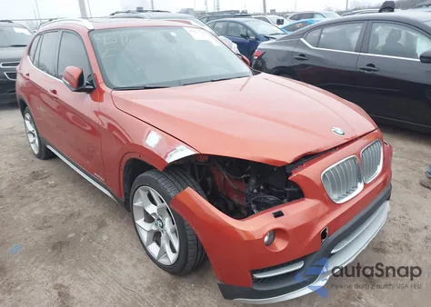 2015 BMW X1 xDrive28I z USA, uszkodzony, nr VIN WBAVL1C51FVY32983